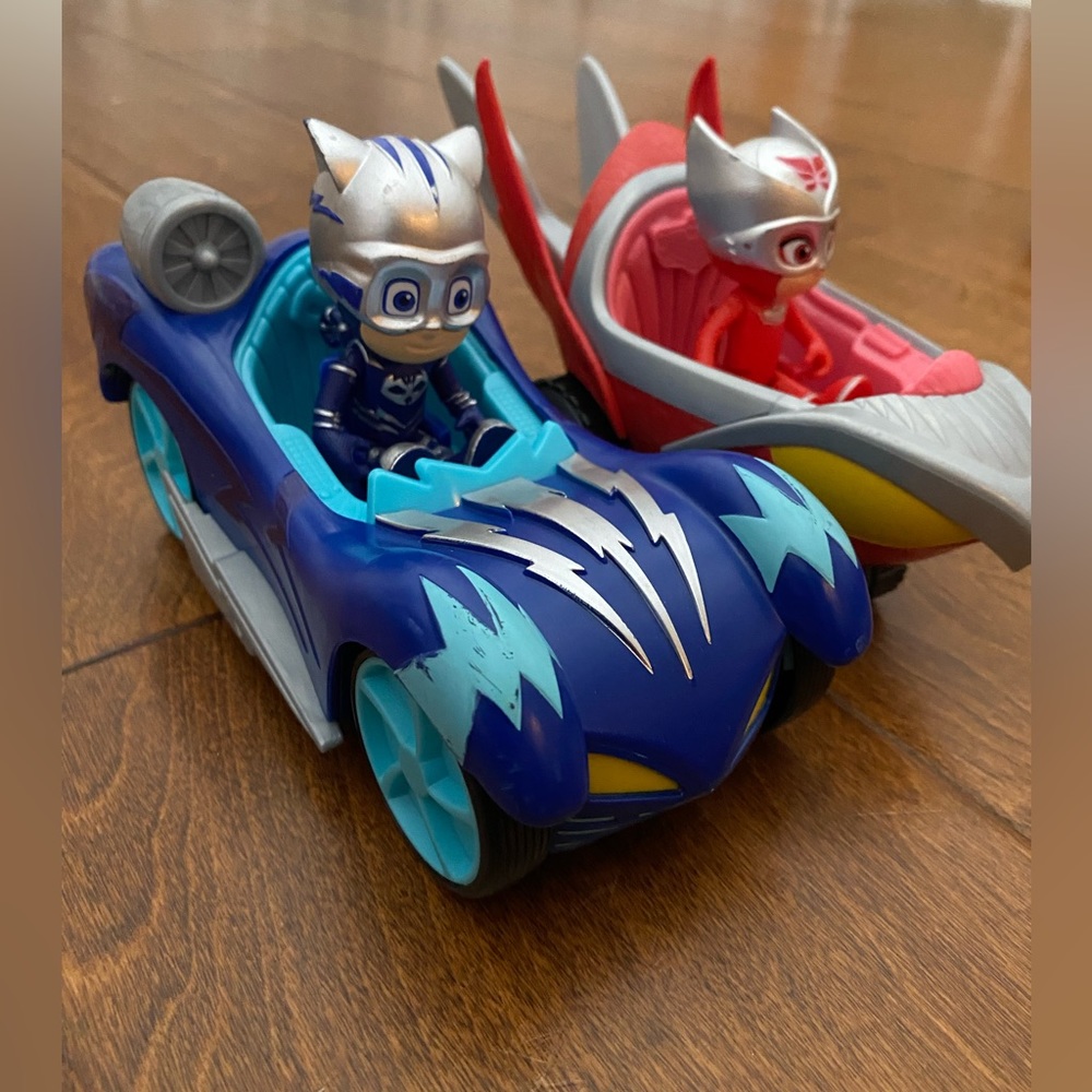 Disney PJ Masks Turbo Blast Cat Cars (2) with Figures (Set #2)